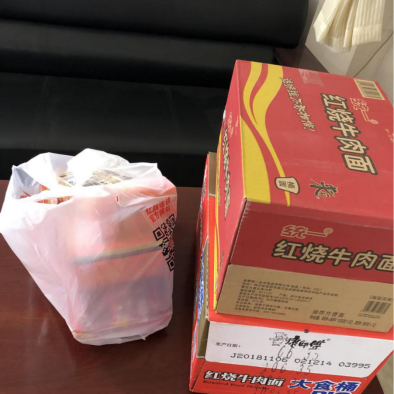 严寒冬日送温暖