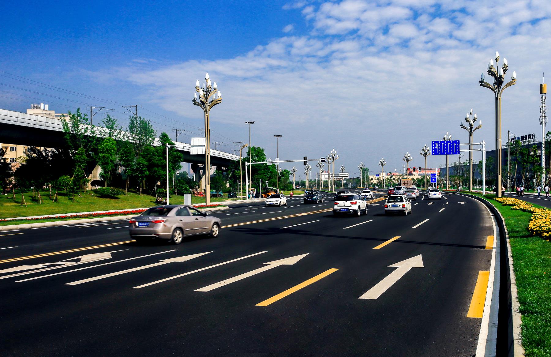 成都市郫县成犀路改造工程